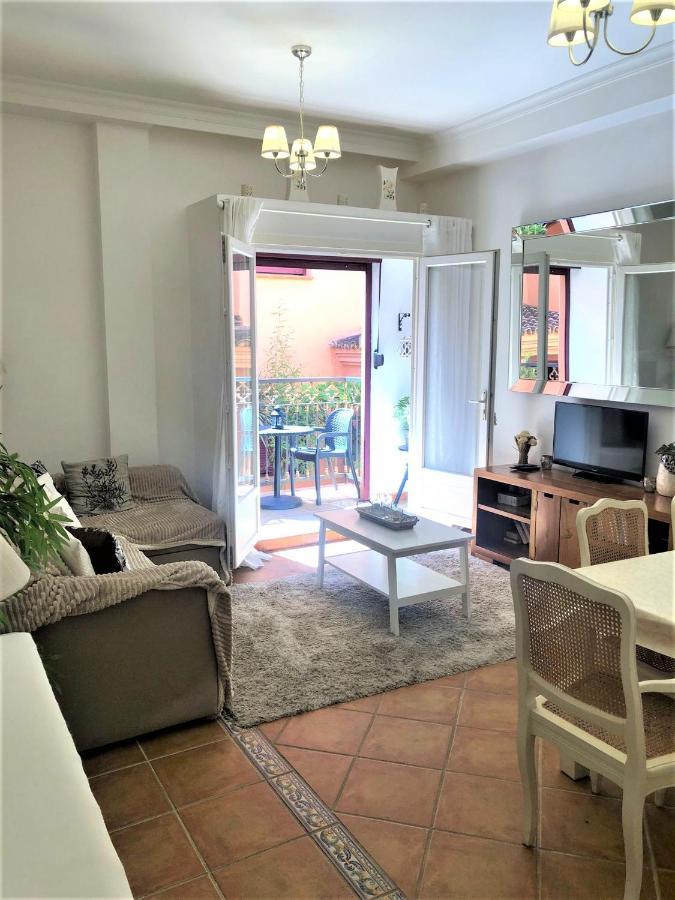 Elegant 2br Puerto Banus Marbella Just 12 Minutes Away By G00giemaps Appartement *